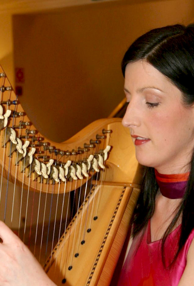  Irish Association Portugal 2000 2016 St Patrick s Dinner 2006 Harpist Teresa O Donnell 