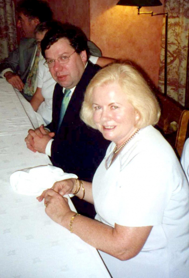  Mr Brian Cowen TD 2000 Mr Brian Cowan TD with Mrs Mary O Brien Ichikawa Oct 2000 
