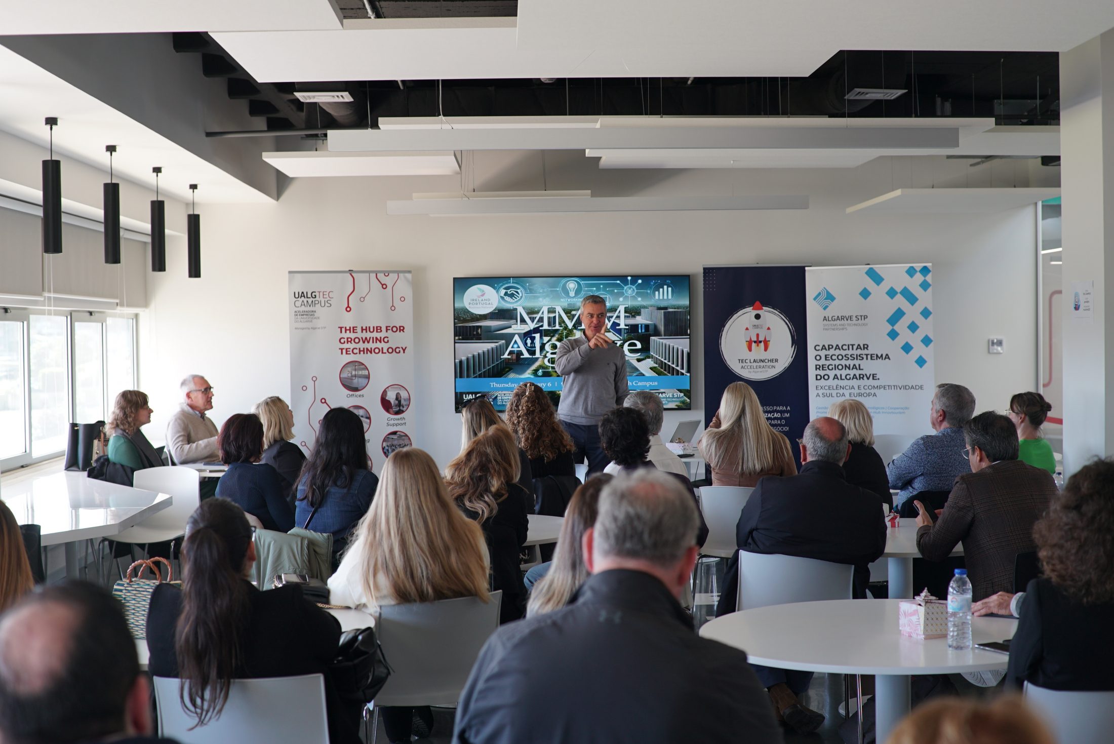 IPBN members at a networking event